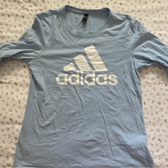 Woman's Nike Longsleeve - Picture 3 of 3